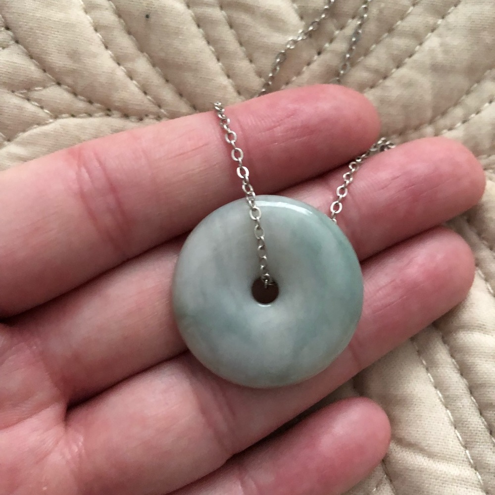 GENUINE JADE!!! Large solid JADE!!! - Picture 3 of 9